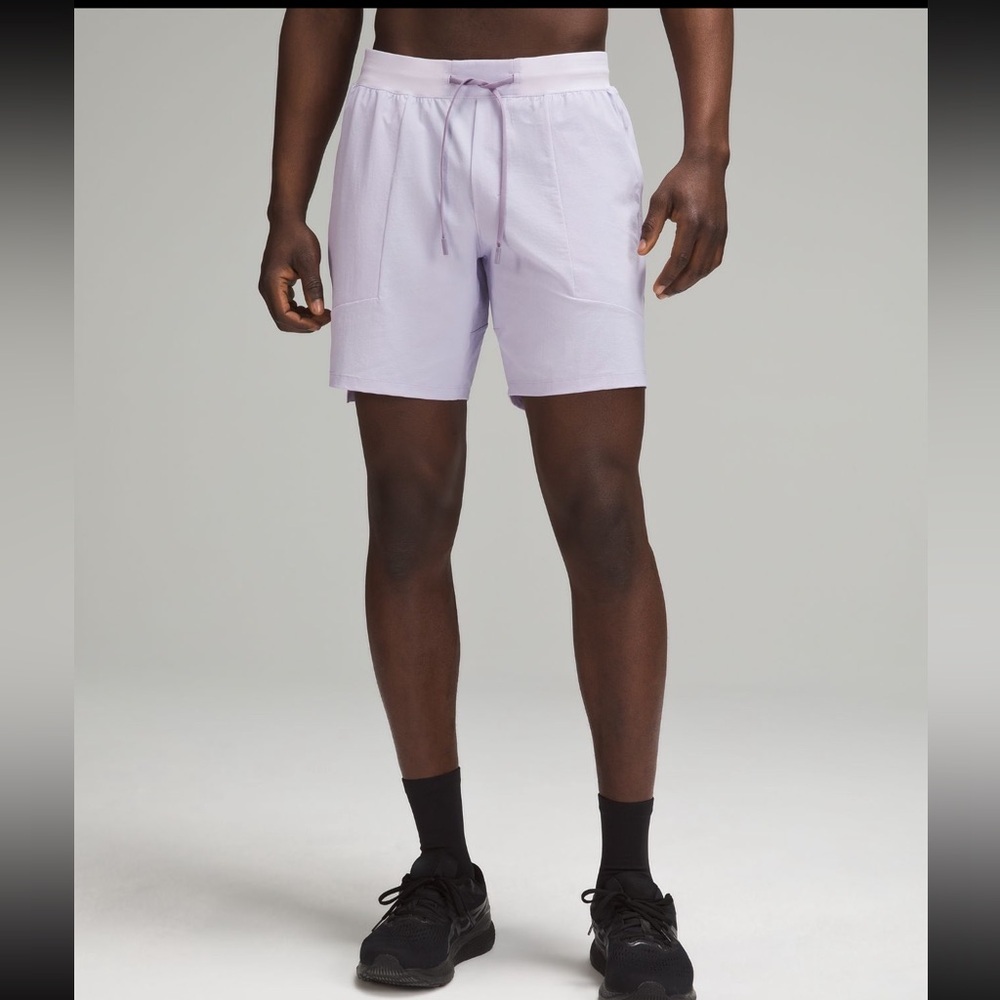 NWT  Lululemon License to Train Linerless Short 7" / Lilac Ether
